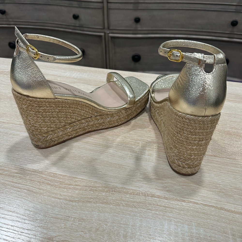 Stuart Weitzman Gold Wedge Sandals - Picture 6 of 16